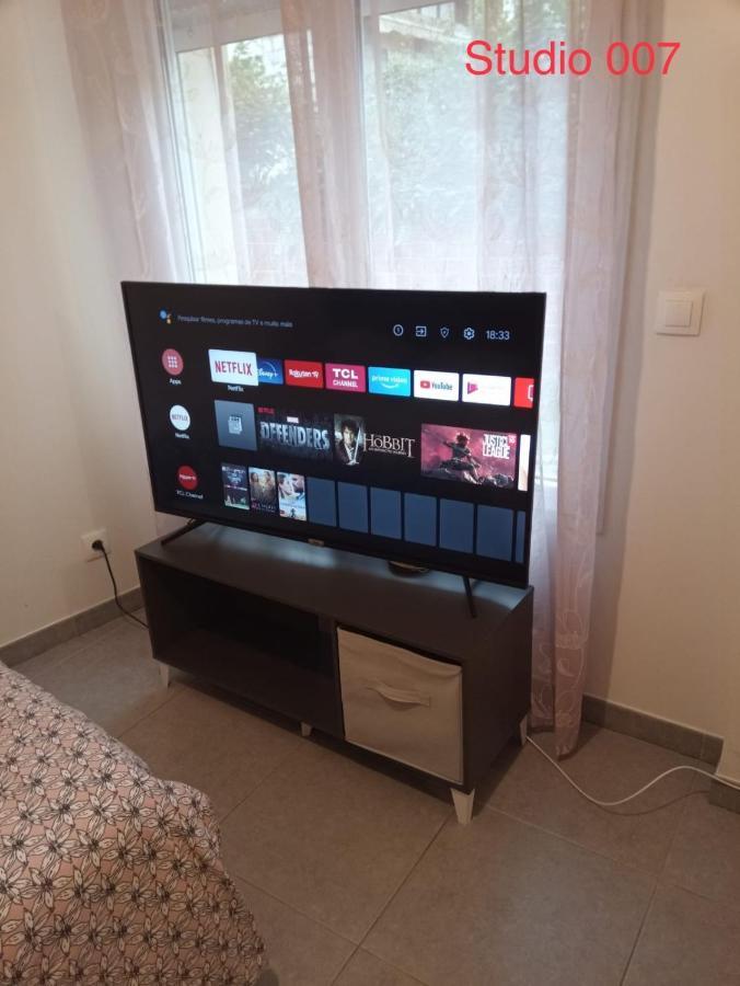 Studio A 300 M De La Gare De Mantes-La-Jolie Zewnętrze zdjęcie