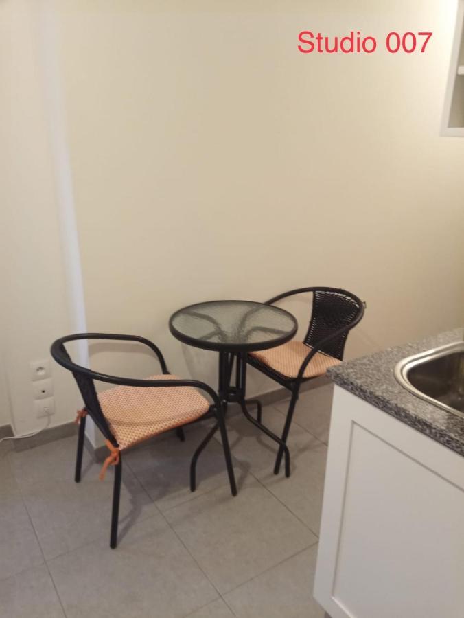 Studio A 300 M De La Gare De Mantes-La-Jolie Zewnętrze zdjęcie