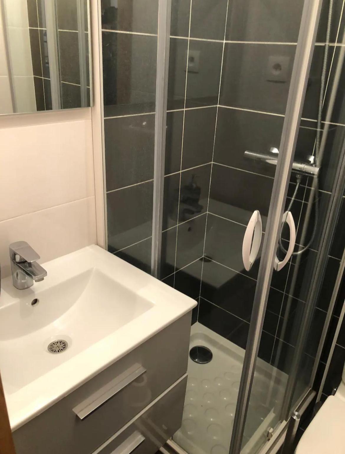 Studio A 300 M De La Gare De Mantes-La-Jolie Zewnętrze zdjęcie
