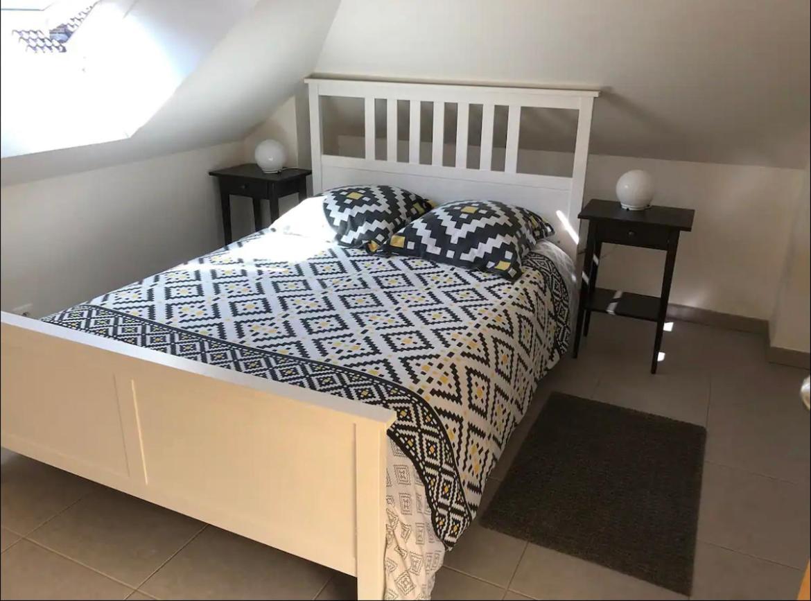 Studio A 300 M De La Gare De Mantes-La-Jolie Zewnętrze zdjęcie