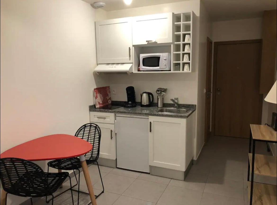 Studio A 300 M De La Gare De Mantes-La-Jolie Zewnętrze zdjęcie