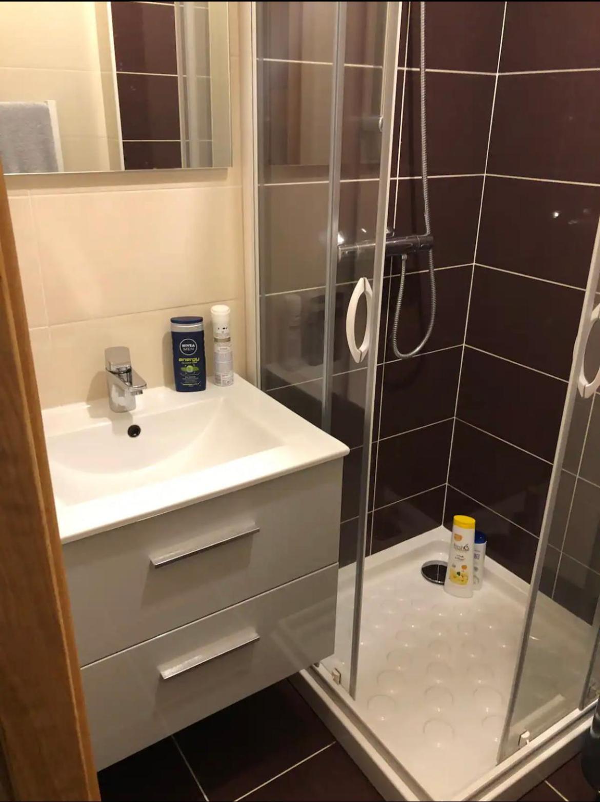 Studio A 300 M De La Gare De Mantes-La-Jolie Zewnętrze zdjęcie